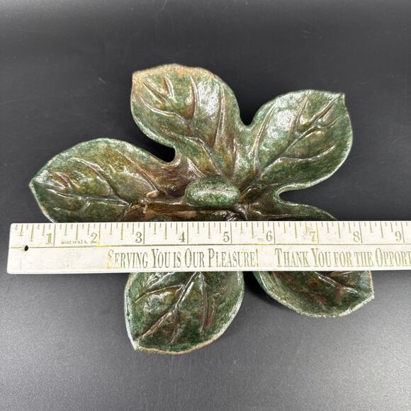 Vintage Cast Iron Leaf With Snail Rustic Primitive Garden Decor Ashtray Dish - Picture 4 of 14